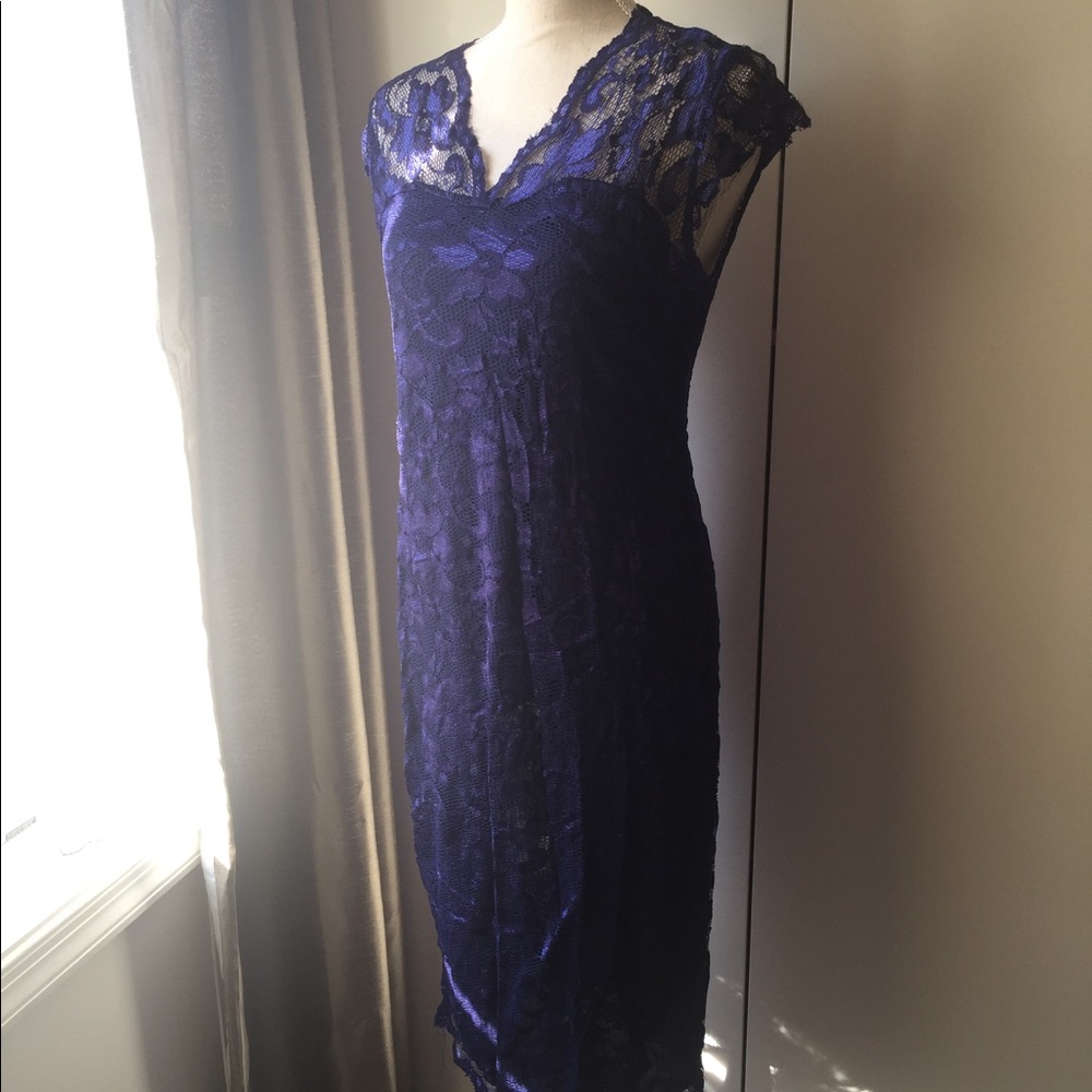 💙New Dark Blue lace dress